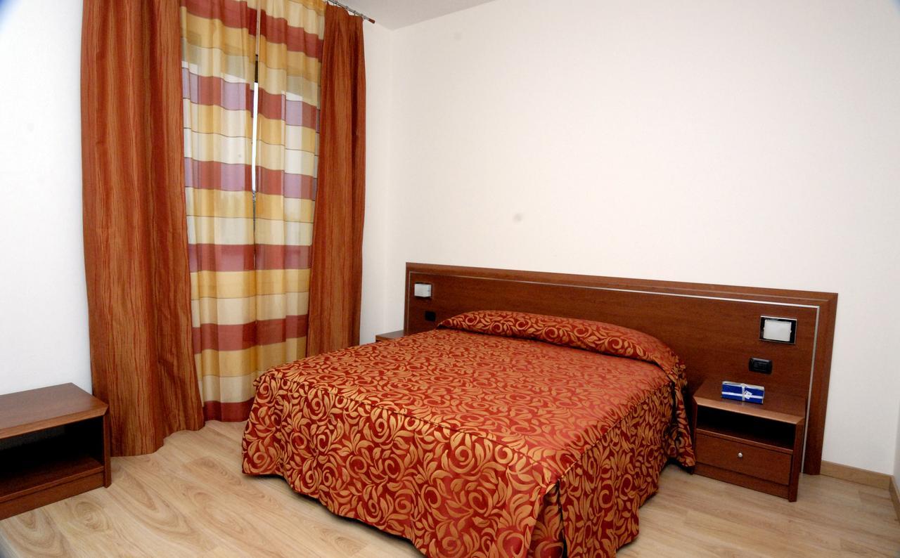 Hotel Eolo Sermide Екстер'єр фото