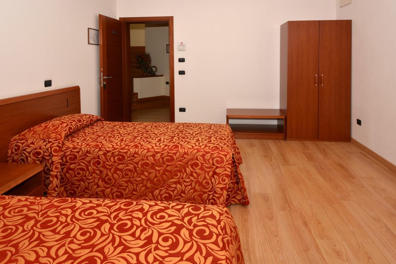 Hotel Eolo Sermide Екстер'єр фото
